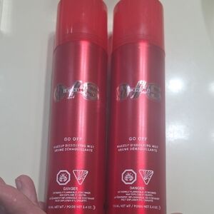 ONE/SIZE Go Off Makeup Dissolving Mist in Bold Red